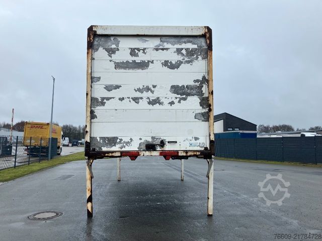Swap body trailer KRONE Wechselbrücke Koffer