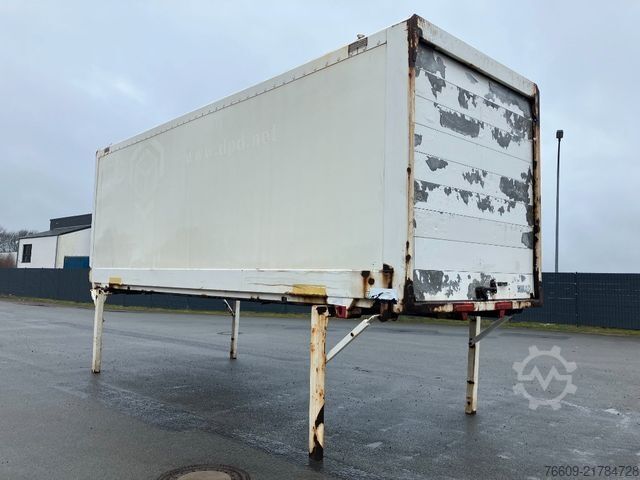 Swap body trailer KRONE Wechselbrücke Koffer