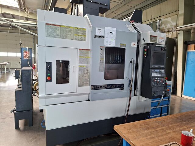 Vertical machining center Okuma Genos M460-VE-e