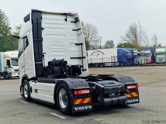 Standard-SZM Volvo FH 16 780 Aero Globetrotter XL 4x2 - NEW - Full...