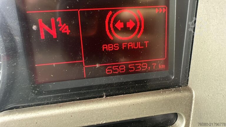 Standard tractor Renault Premium 460 DXI (BOITE MANUELLE / MANUAL GEARBOX)