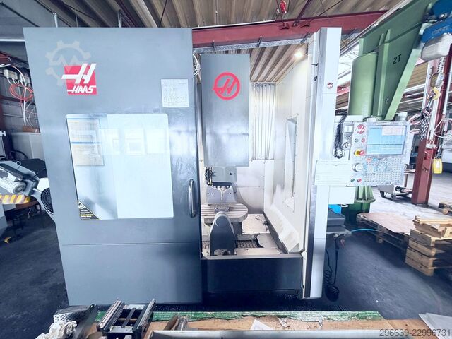 Vertical Machining Center HAAS UMC-750