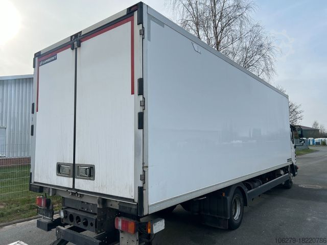 Refrigerated truck MAN 12.220 Kühlwagen