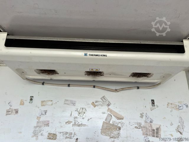 Refrigerated truck MAN 12.220 Kühlwagen