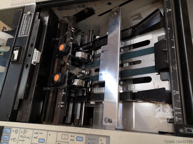 Brochure production system Duplo 100
