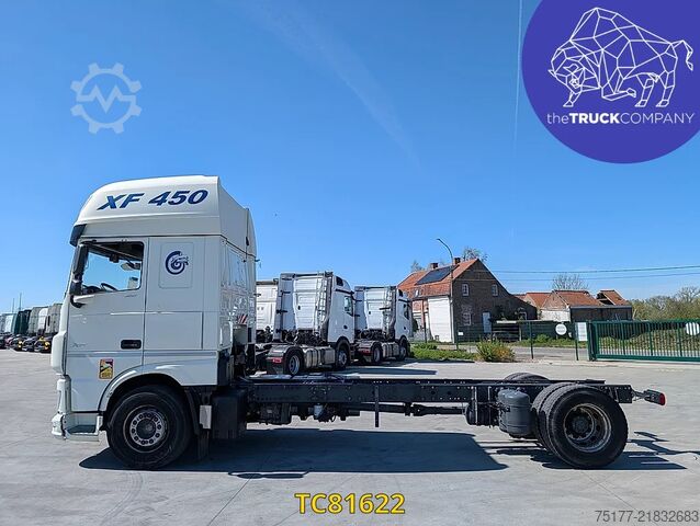 Chassis with cab DAF XF 450