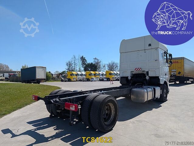 Chassis with cab DAF XF 450
