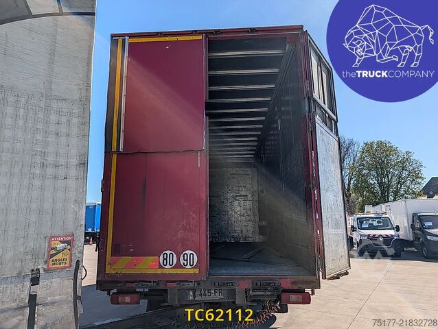 Sliding tarpaulin Volvo FH 500