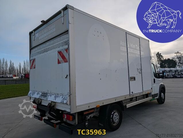 Suitcase Peugeot Boxer 2.0 HDI BOX + LIFT - ONLY ONE PART OF REG...