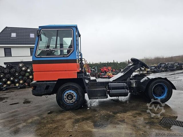 Terminal tractor TERBERG YT 180 | met kenteken | with registration.