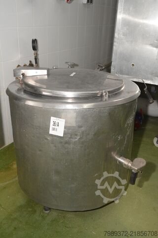 Steam brewing kettle  