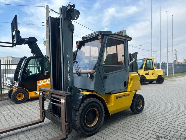 4-wheel forklift Jungheinrich DFG45/Positioner+sideshift/Air condition
