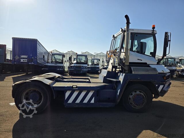 Terminal tractor TERBERG RT 282 | 4X4 |TURNING CHAIR| AUTOMATIC GEAR|248...