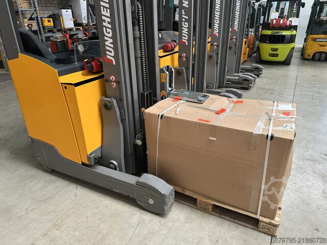 Reach truck Jungheinrich ETV 216 L GNEDZ