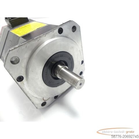 Fanuc Motor Fanuc A06B-0236-B100 AC Servo Motor SN: C03XD5286 mit A860-2000-T301 Pulsecoder