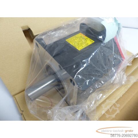 Fanuc Motor Fanuc A06B-0266-B100 AC Servo Motor + A860-2000-T301 SN: C048A9213 - ! -