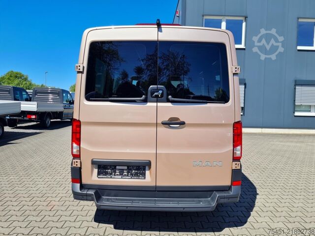 Minibus Man TGE 3.180 Kombi 9 Sitze ALU ERGO KAMERA LED NAVI LEDER Sonderumbau