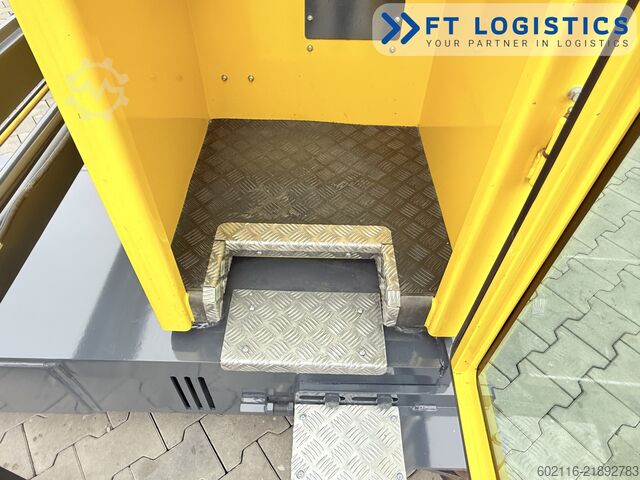 4-way forklift Combilift C3000STE TRIPLEX WIDE POSITIONER CABIN