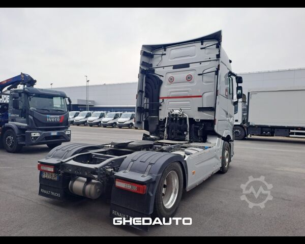 Standard SZM RENAULT TRATTORE STRADALE RENAULT T 520 HIGH CAB