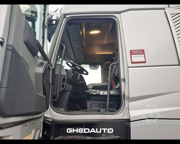 Standard SZM RENAULT TRATTORE STRADALE RENAULT T 520 HIGH CAB