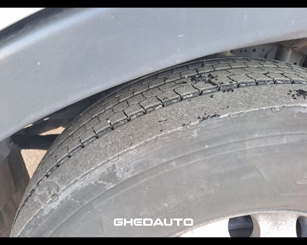 Standard SZM IVECO TRATTORE STRADALE IVECO S - WAY 460 LNG METANO