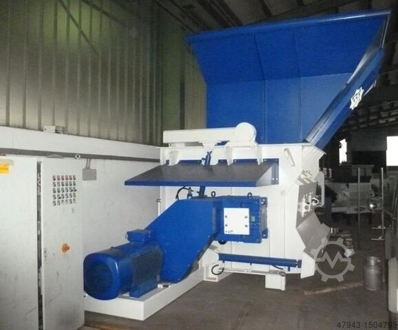 Einwellenzerkleinerer ZENO ZEZ 2500x1700