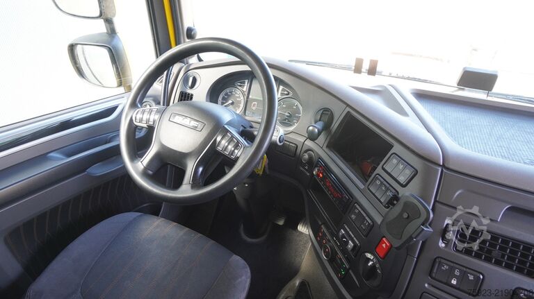 Standard-SZM DAF XF 450 SSC tractor unit