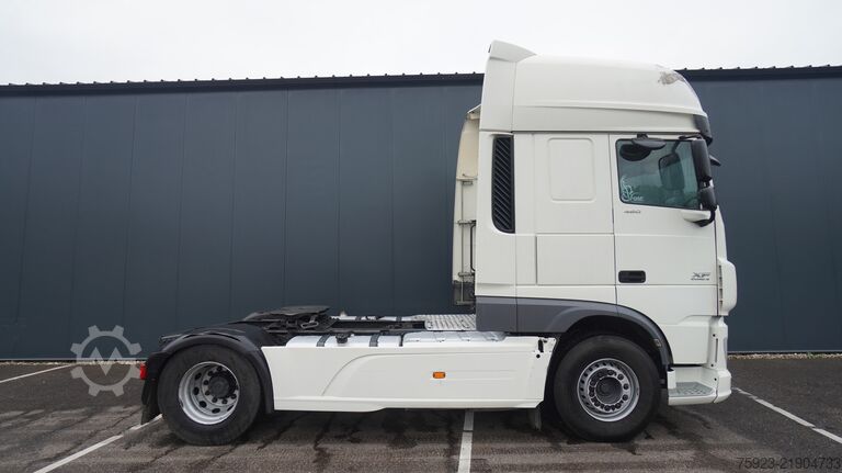 Standard-SZM DAF XF 460 SSC tractor unit