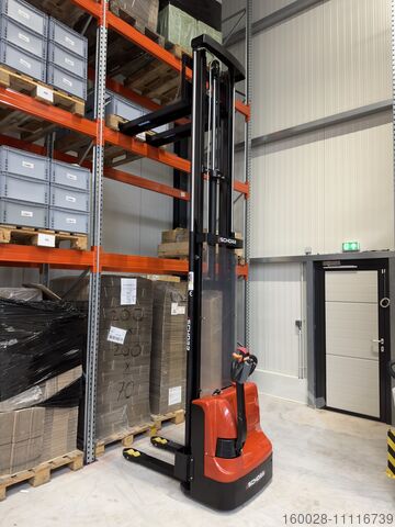 Forklift SCHORR RR12HHEF 2,5m mit FREIHUB