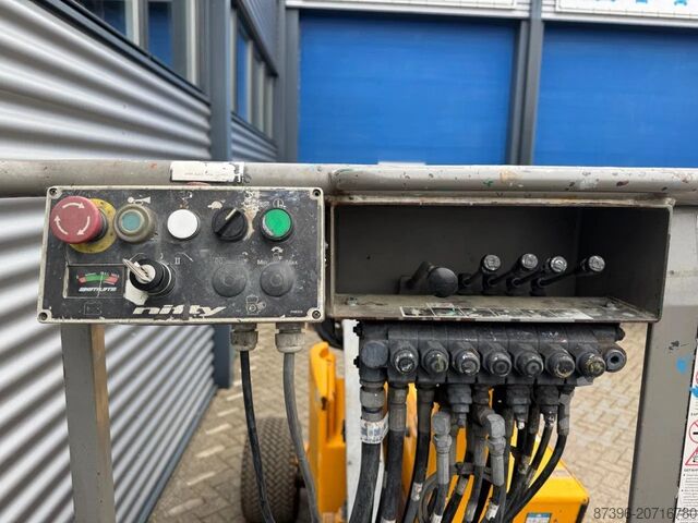 Gelenkteleskoparbeitsbühne Niftylift HR12NE Hoogwerker Knikarmhoogwerker