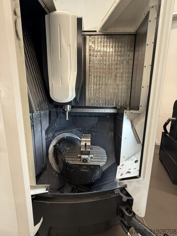 5 axis universal machining center DECKEL MAHO DMU 60 evo