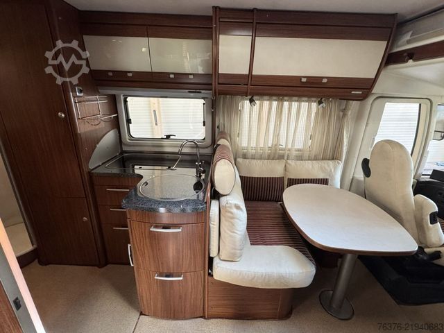 Integriertes Wohnmobil HYMER/ERIBA B694 SL