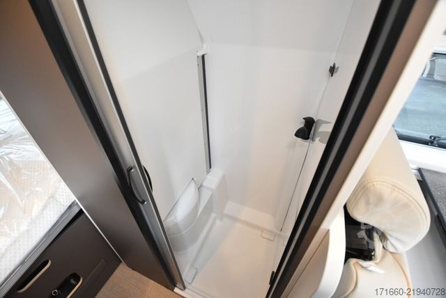 Campervan BÜRSTNER B66 C 600 * Sondermodell B66 * Aufstelldach *