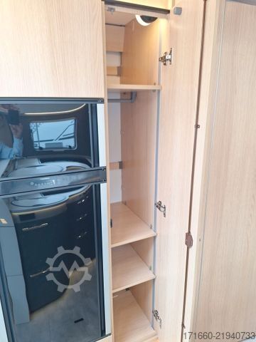 Integrated camper HYMER/ERIBA B-Klasse ML I BlackLine 780