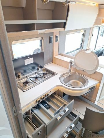 Integrated camper HYMER/ERIBA B-Klasse ML I BlackLine 780