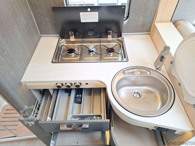 Integrated camper HYMER/ERIBA B-Klasse ML I BlackLine 780