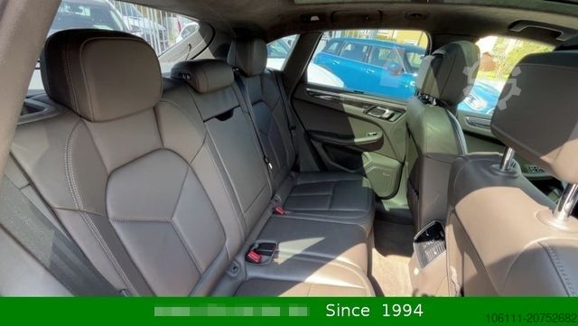 Pick-up PORSCHE Macan Turbo 3,6L V6 PANO/BOSE/CARBON/ALCANTARA