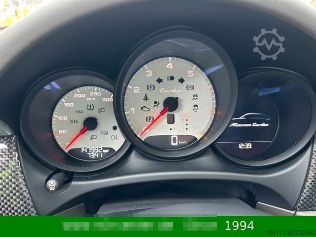 Pick-up PORSCHE Macan Turbo 3,6L V6 PANO/BOSE/CARBON/ALCANTARA