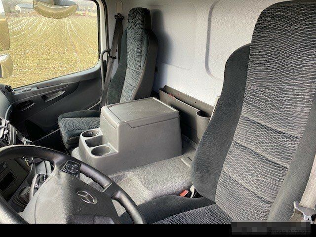 Kühltransporter MERCEDES-BENZ Atego 818 4x2 Kühlk. 6,07m+LBW+Thermok. V800 Max