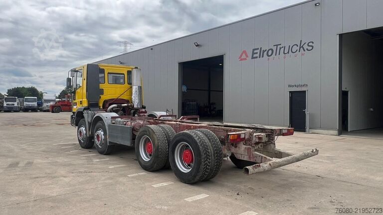 Chassis cab Iveco EUROTRAKKER 340 E 34 (POMPE MANUELLE / MANUAL P...