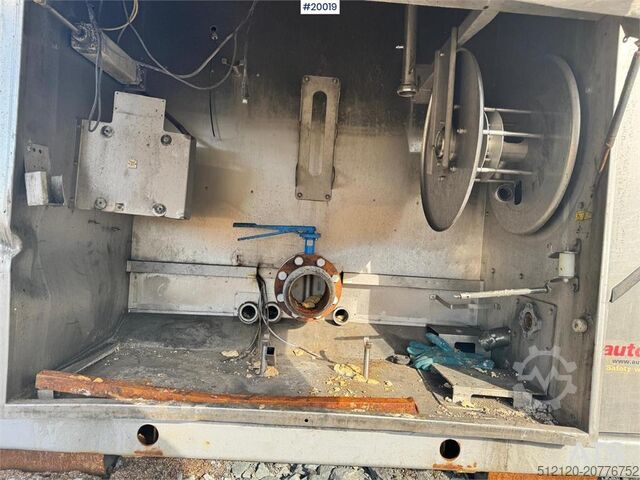 Tank on hook frame  Tank on hook frame