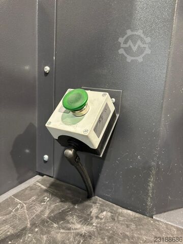 Rotary Table Indexing System / Sandblasting Machine MHG SMG 260 DTTA