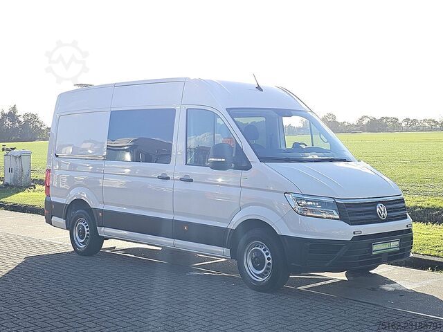 VOLKSWAGEN CRAFTER 35 2.0 L3H3 Dubbele Cabine LED Adaptieve Cruise Camera Euro6 Trekhaak Automaat! VW CRAFTER 35 2.0 L3H3 Dubbele Cabine LED Adaptiev...