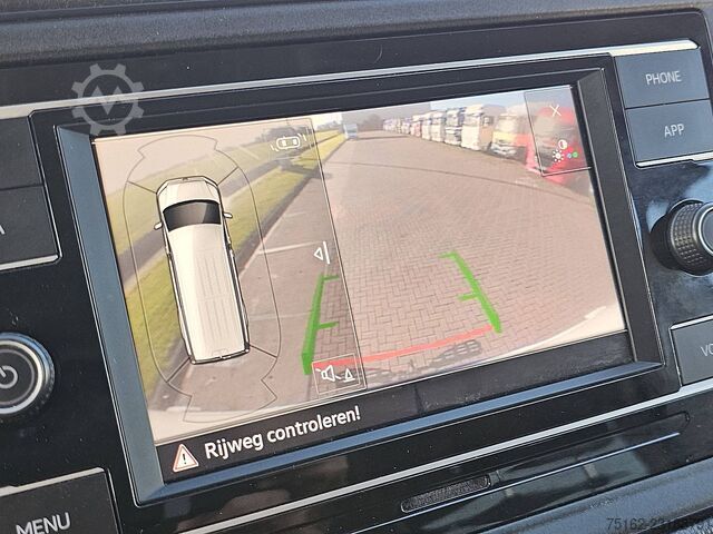 VOLKSWAGEN CRAFTER 35 2.0 L3H3 Dubbele Cabine LED Adaptieve Cruise Camera Euro6 Trekhaak Automaat! VW CRAFTER 35 2.0 L3H3 Dubbele Cabine LED Adaptiev...