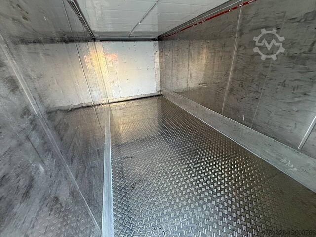 Refrigerated container Other 20' Licht, Flachfußboden, PVC, Trennwand