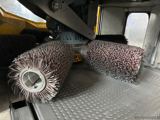 Bürstenentgratmaschine Fladder AUT-1000 VAC