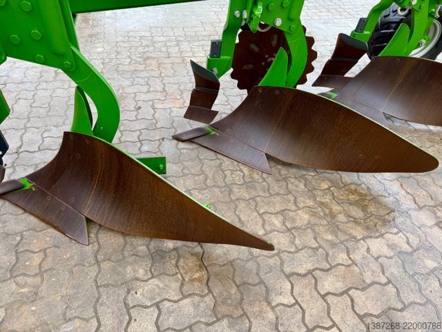 Plow AMAZONE Cayros XS 1050 SB V  5-Schar / 2023 BJ / Ex Demo