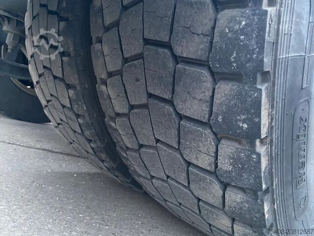 Standard tractor Iveco S-WAY 460 / Intarder / 2x Tank / Euro 6