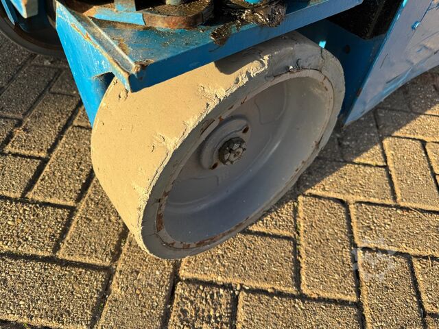 Genie GS2032 Hoogwerker Schaarhoogwerker Schaarlift (2011) Genie GS2032 Hoogwerker Schaarhoogwerker Schaarlift (...