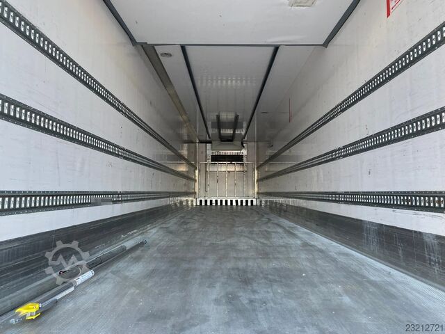 LAMBERET Frigo Trailer / Vector 1950 MT / Multitemp / Laadklep LAMBERET Frigo Trailer / Vector 1950 MT / Multitemp / La...
